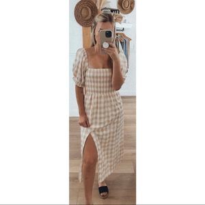 Gingham Puff Sleeve Dress in Beige